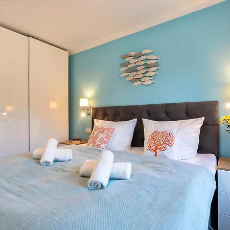 Prora - Sunshine Coast * Binz