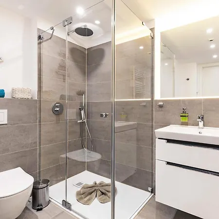 Prora - Sunshine Coast